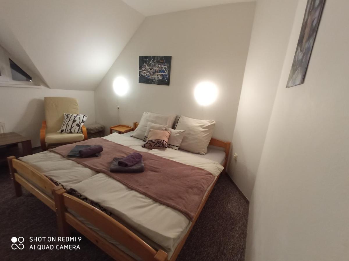 Apartmán Violeta Harrachov Exterior foto